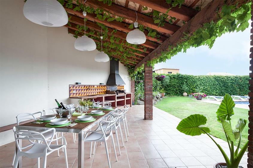 Villa Garriguella Buitenkant foto